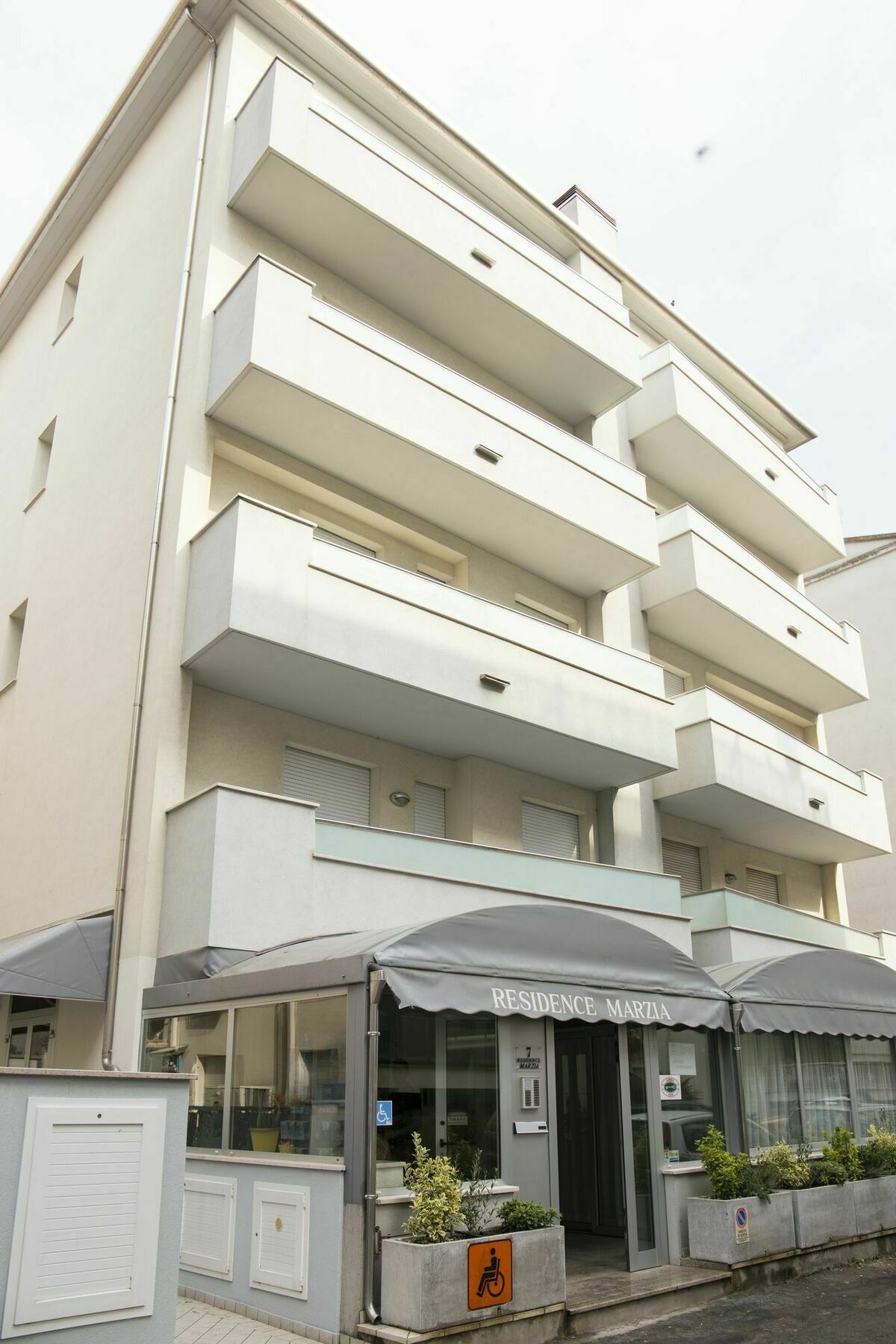 Residence Marzia Rimini Exterior foto